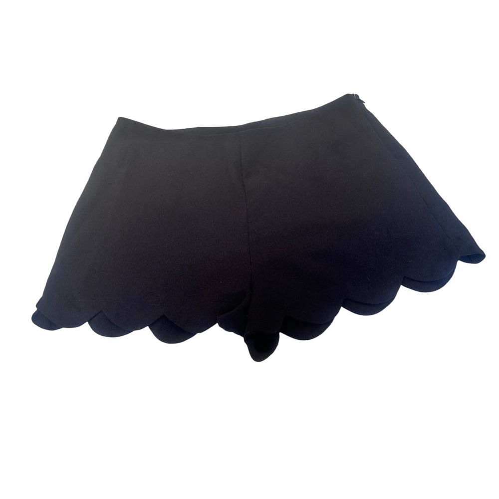 Manteau Black Scalloped Hem High Waisted Shorts Side‎ Zip Size Medium M